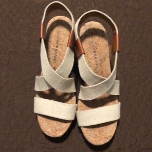 Lucky Brand open-toned wedges